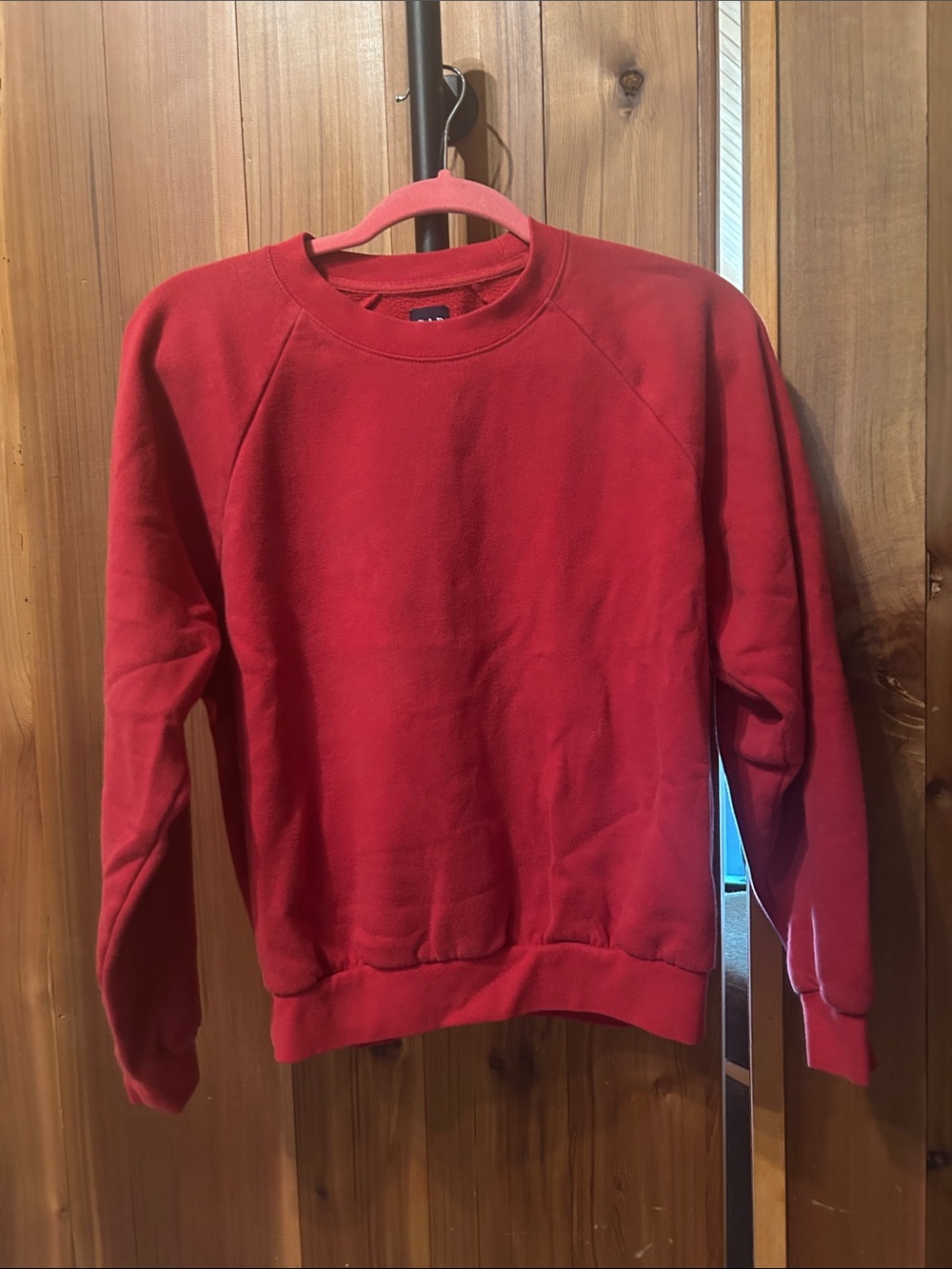 Gap Raglan Classic Red Crewneck Sweatshirt